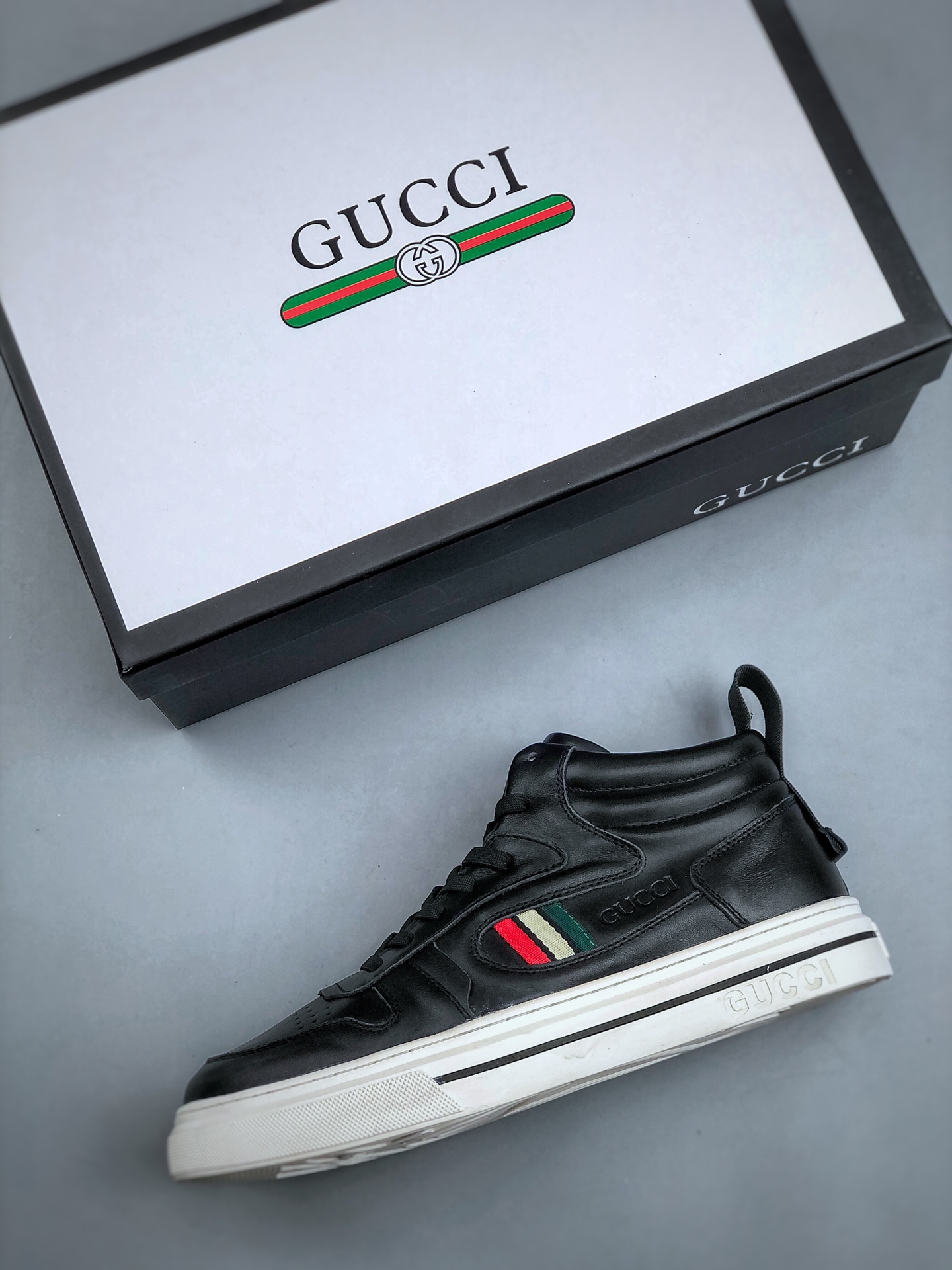 GUCCI's latest men's shoes this year