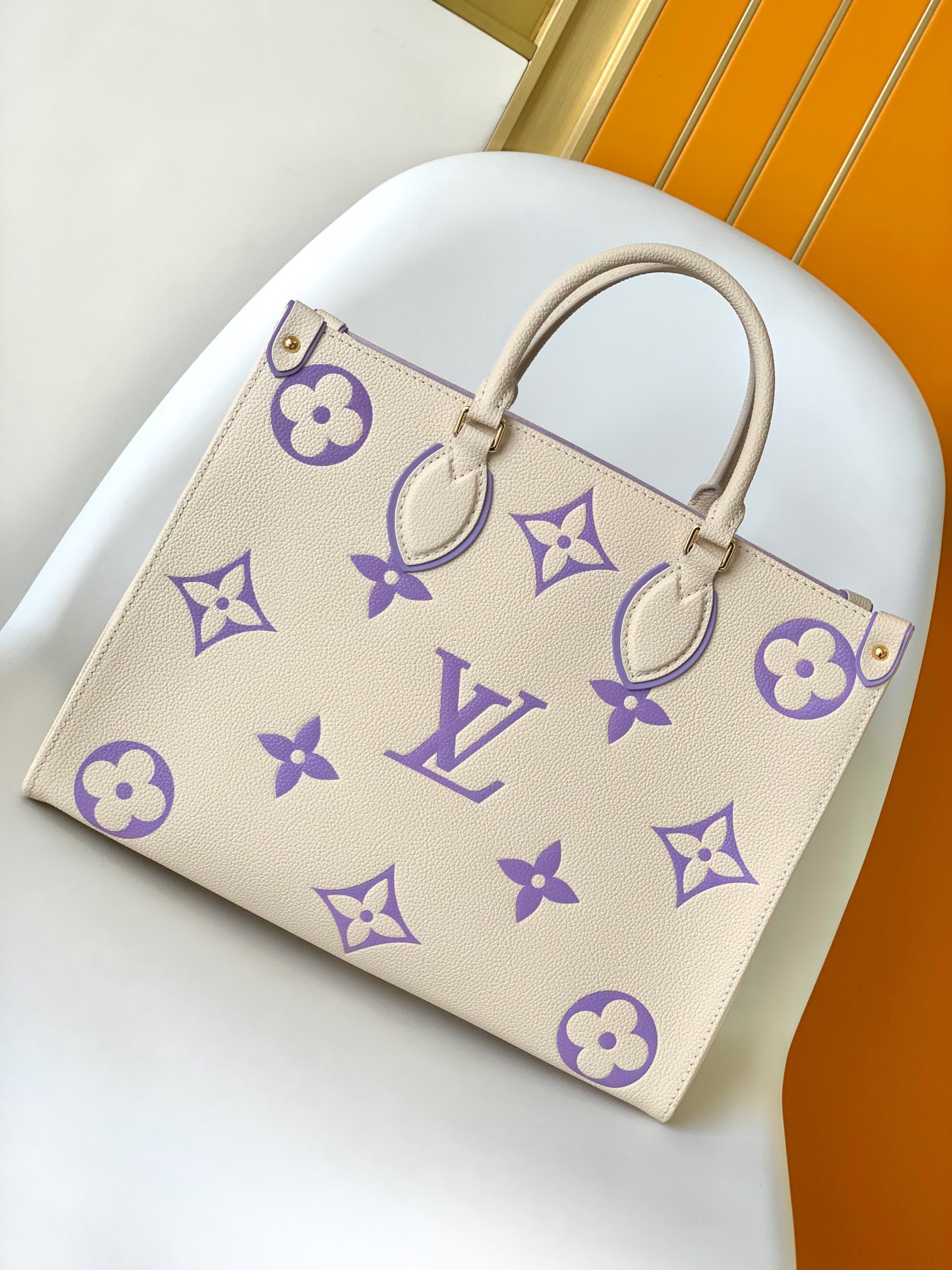 Louis Vuitton LV Onthego Bags Handbags Top brands like
 Apricot Color Black Blue Pink Purple White Cowhide M23937