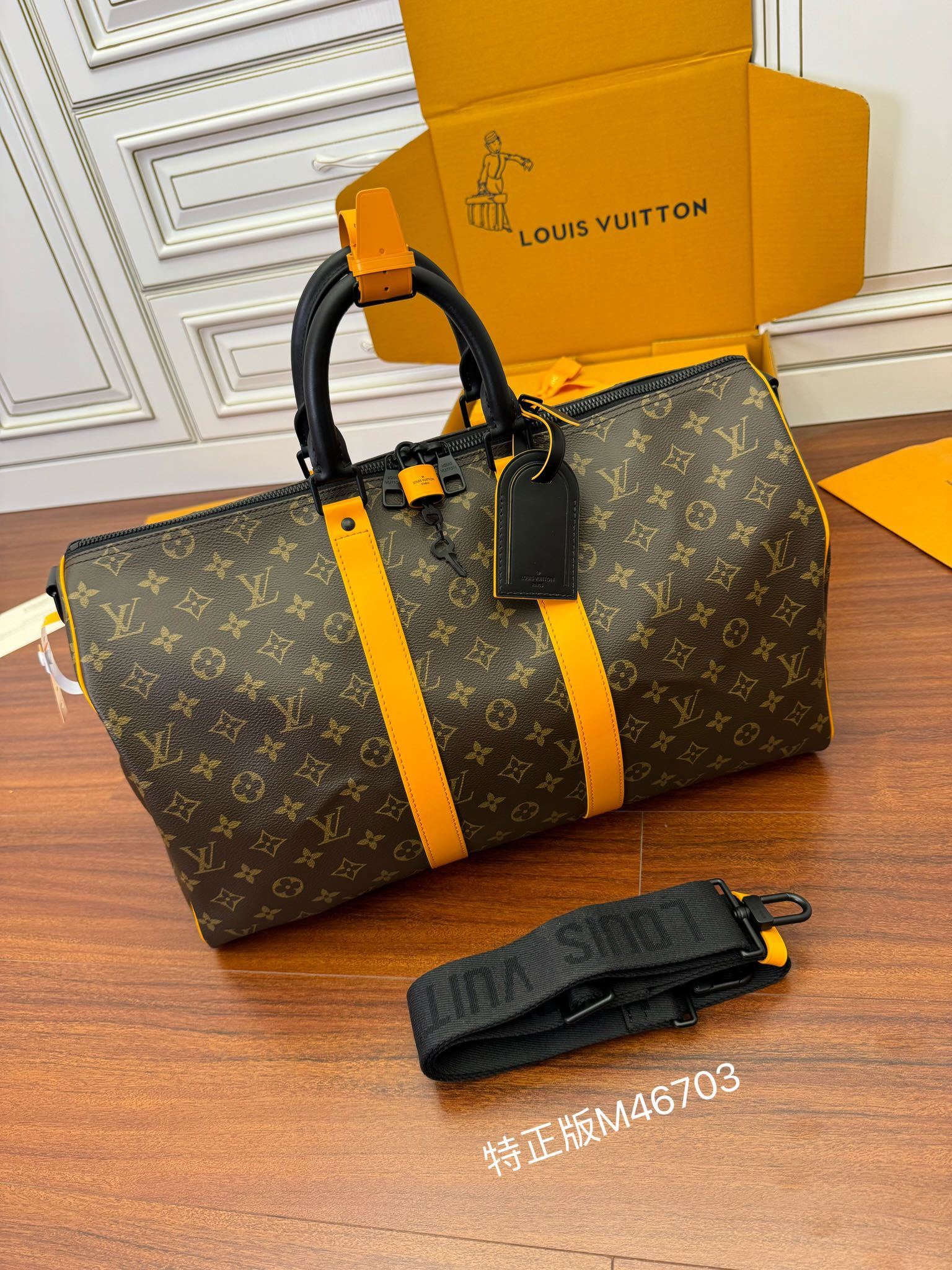 独家首发型号特正版M46703品质全面再次升级专柜同步电子芯片内码新礼盒礼品袋保护纸铜版电子标签合格证皮