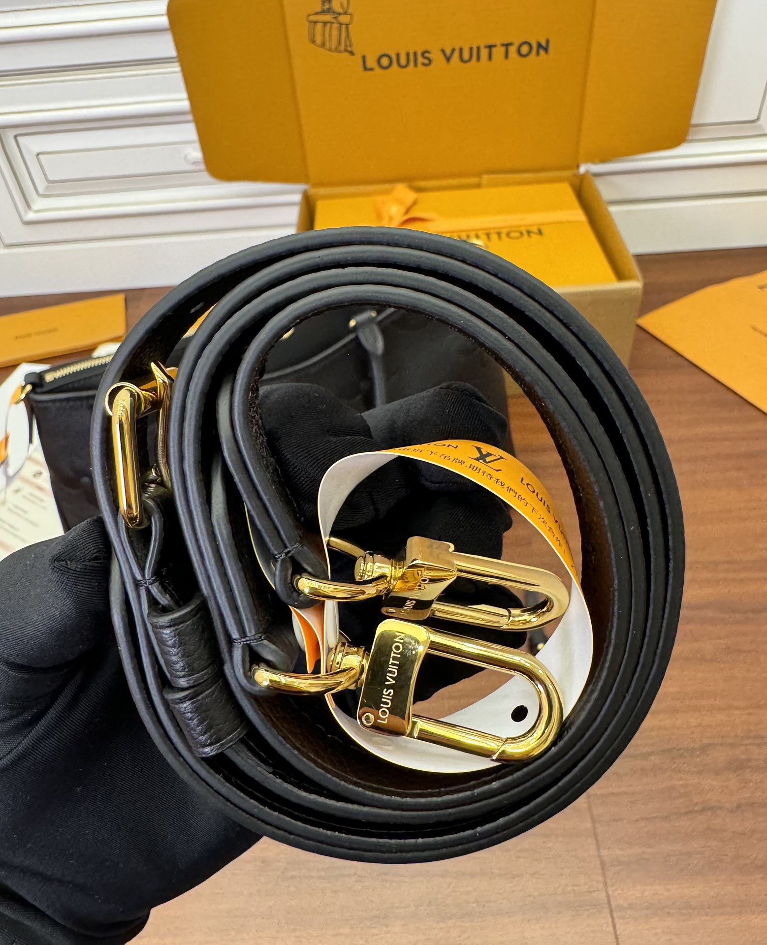 独家首发型号特正版M46487品质全面再次升级专柜同步电子芯片内码新礼盒礼品袋保护纸铜版电子标签合格证皮