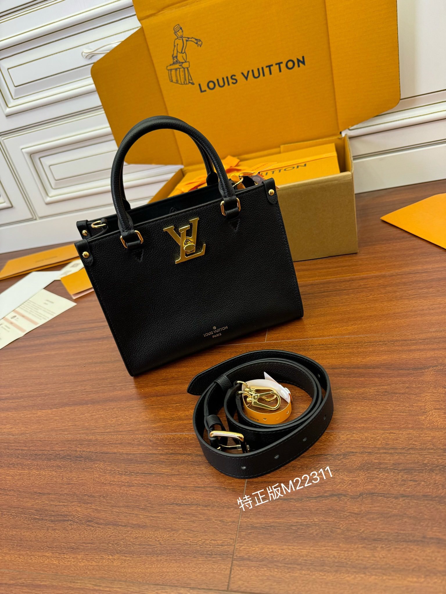 独家首发型号特正版M22311品质全面再次升级专柜同步电子芯片内码新礼盒礼品袋保护纸铜版电子标签合格证皮
