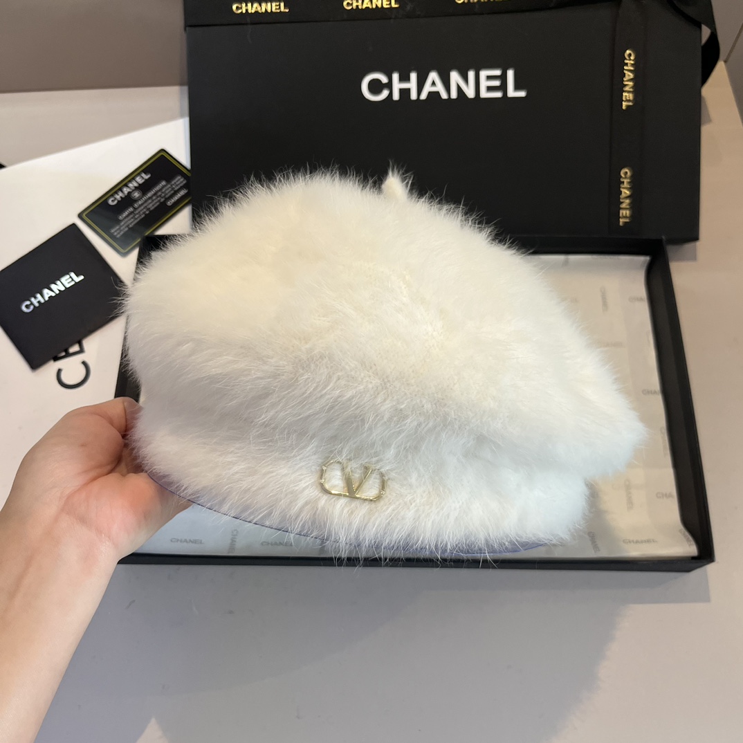 [Valentino Hats]2025 Valentino rabbit fur beret Painter