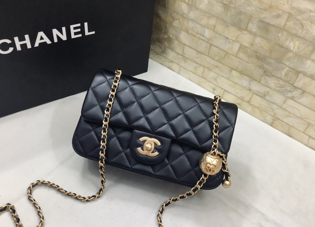 Chanel Classic Flap Bag Bolsos cruzados y bandoleras Piel de oveja Mini