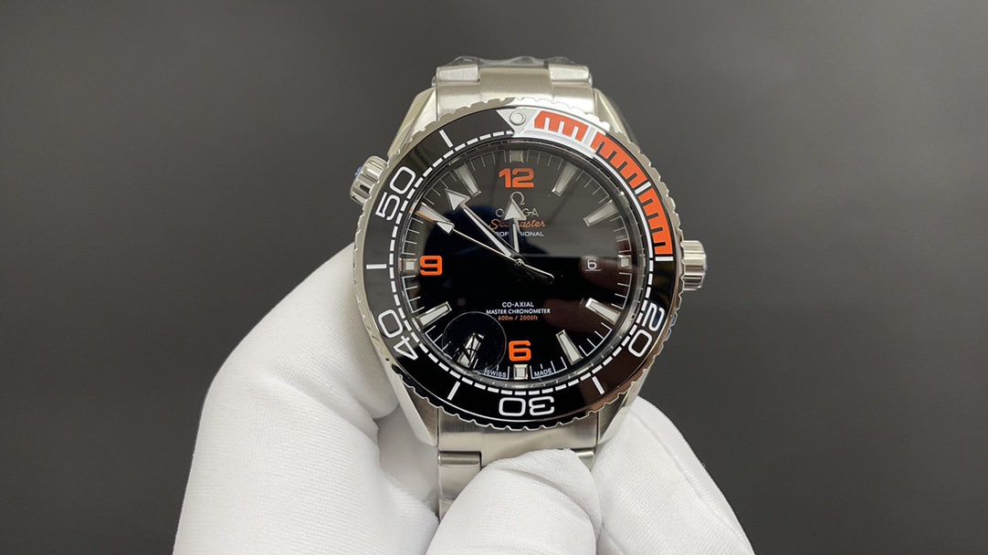 Omega 今日推荐 四分之一橙 43.5mm 8900机