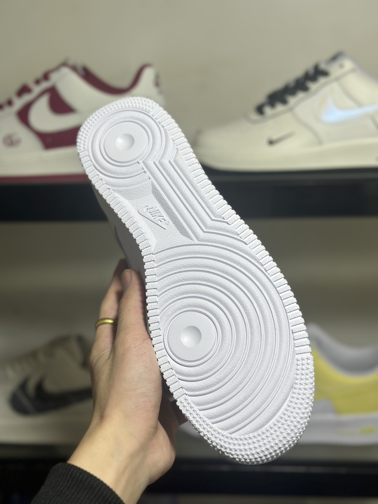 NikeAirForce1LowWP白柠檬黄空军一号低帮运动休闲板鞋原楦头原纸板打造纯正空军版型专注外贸