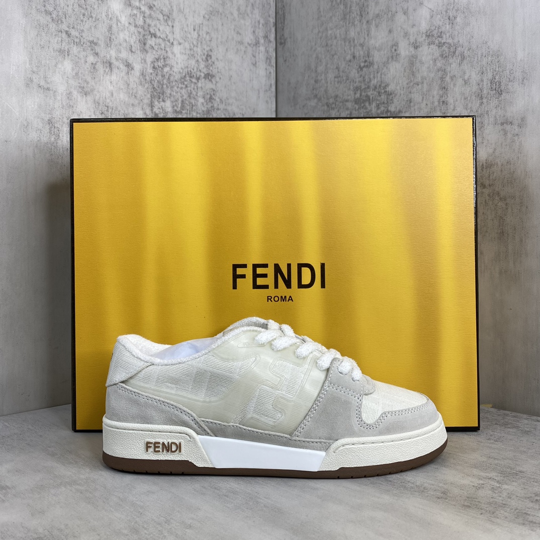 Fendi 新款上架 (莞产 ) Fendi 芬迪 23ss 休闲鞋FENDI芬迪match最新 运动鞋 设计师Kim Jones打造的首款运动鞋fendi match 和LV驴牌的Trainer篮球运动鞋 鞋型差不多 添加了FF 的设计 鞋面采用麂皮和皮革拼接组合 侧面凸起的双F logo内里采用毛巾绒里 / 男款39-45