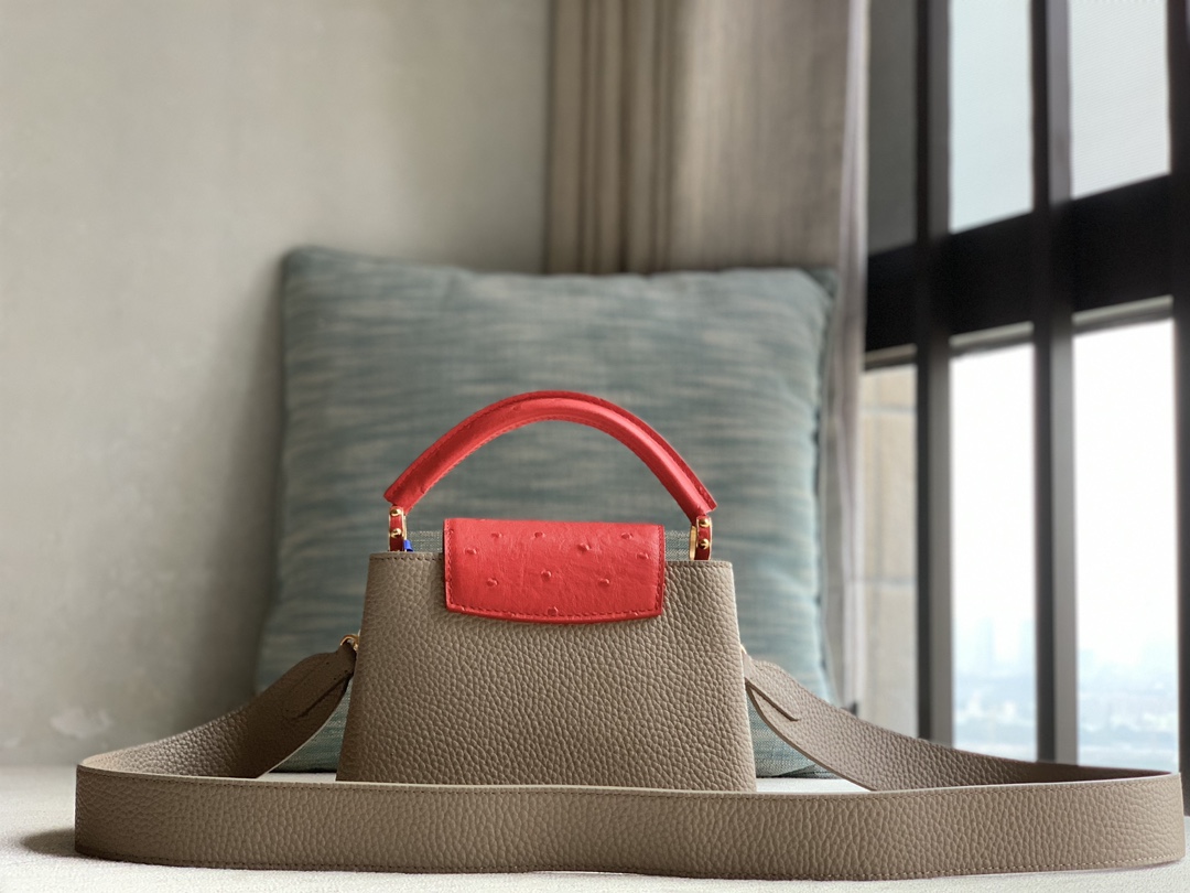 Louis Vuitton LV Capucines mini series is officially on sale N81409 gray and red ostrich pattern color matching