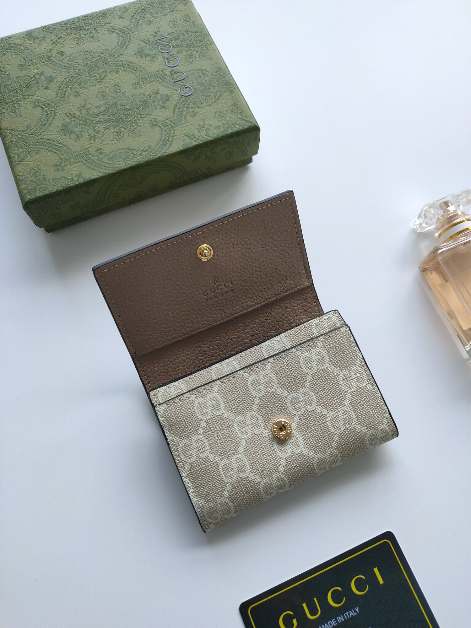 Pgucci 出新款 new 零钱包 卡包card bags 编号