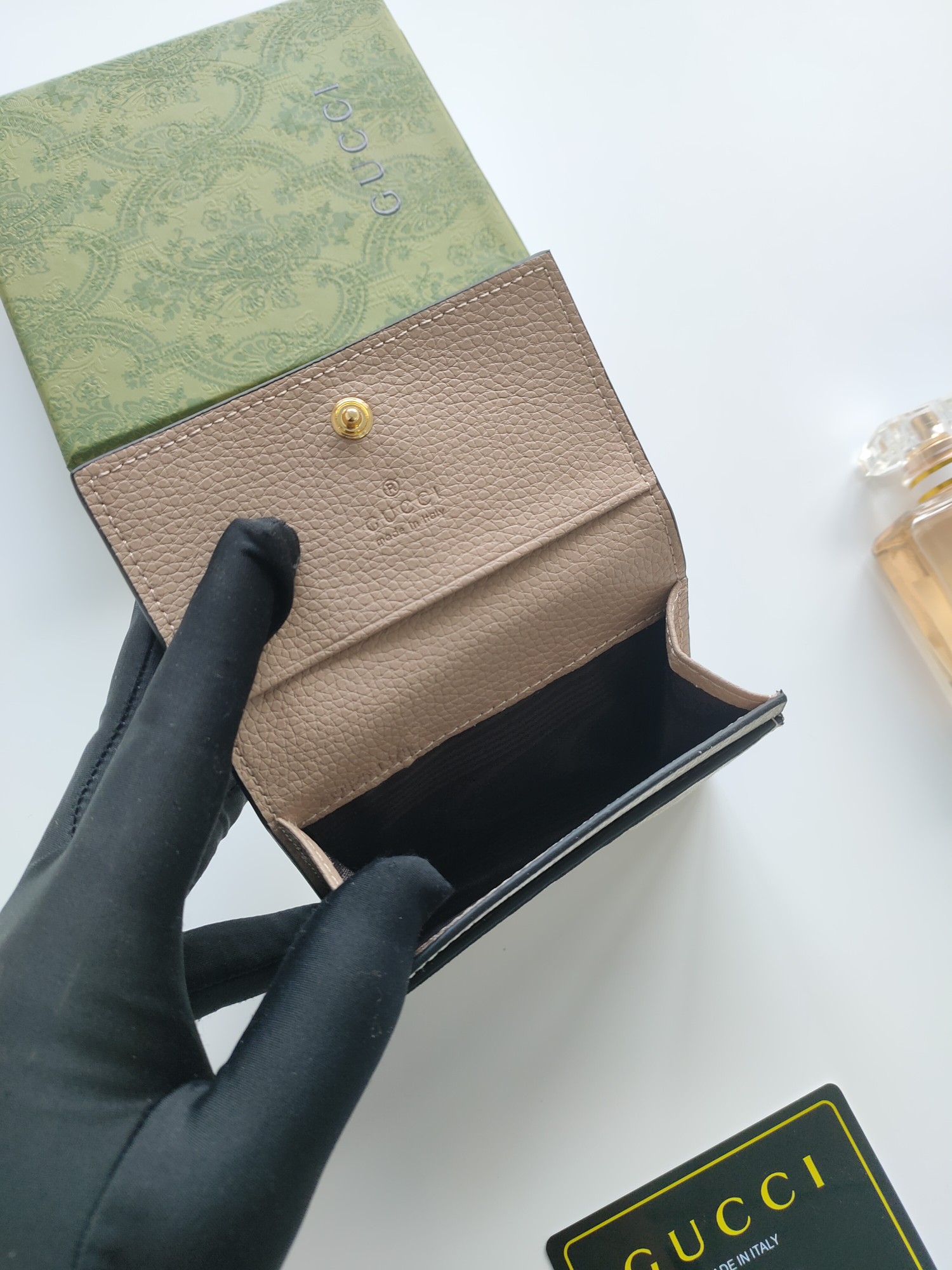 Pgucci 出新款 new 零钱包 卡包card bags 编号