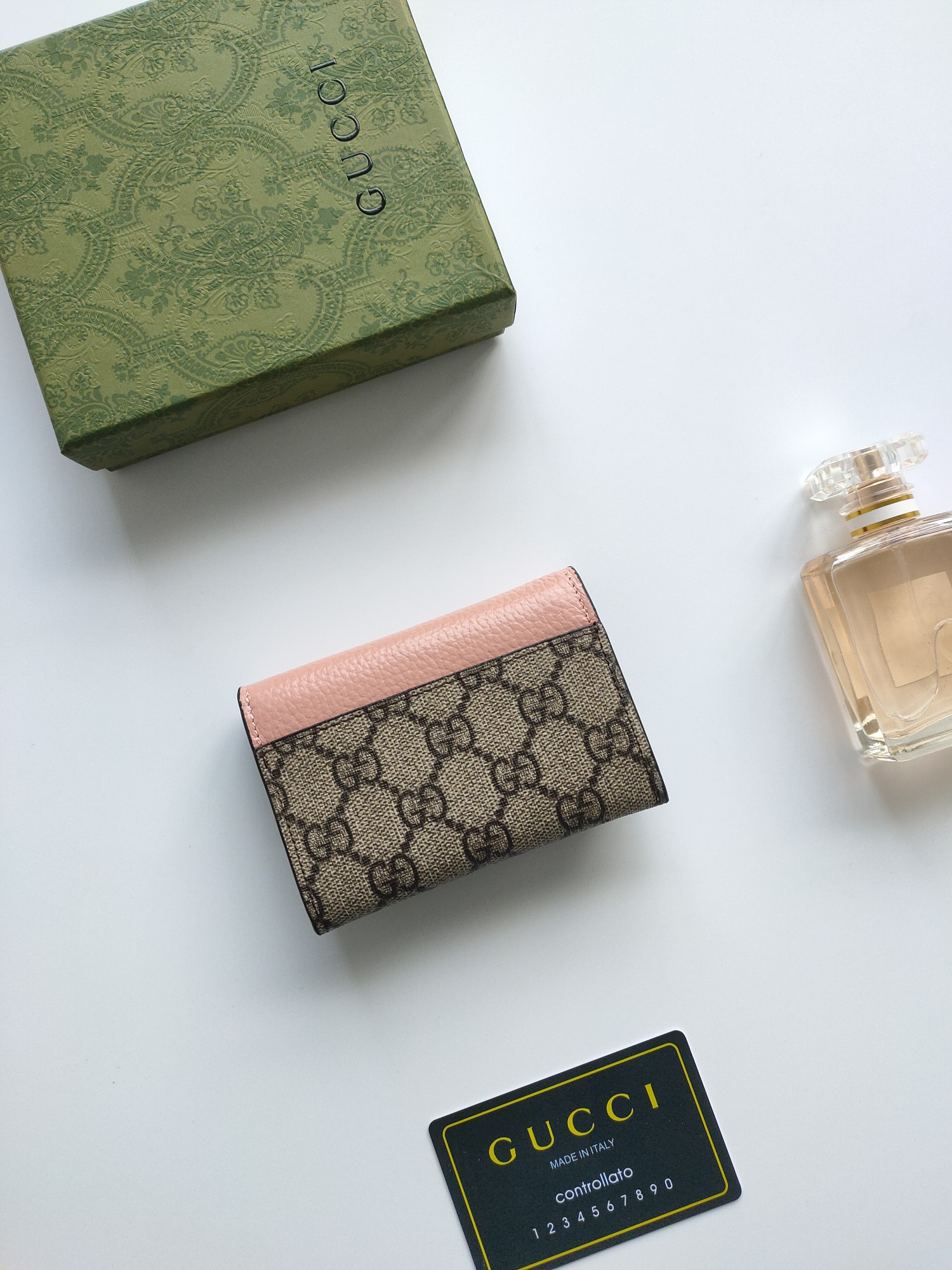 Pgucci 出新款 new 零钱包 卡包card bags 编号 