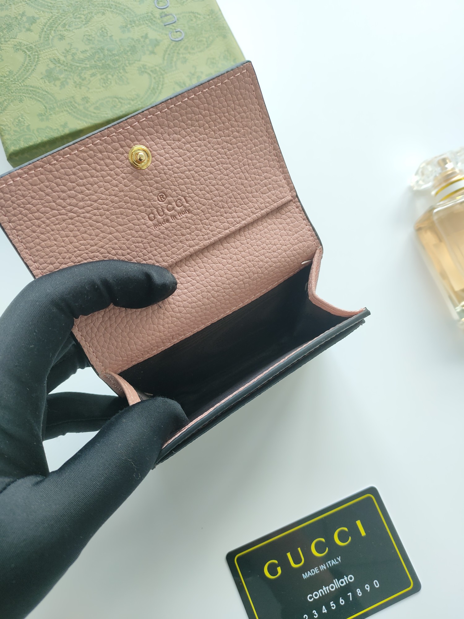 Pgucci 出新款 new 零钱包 卡包card bags 编号 