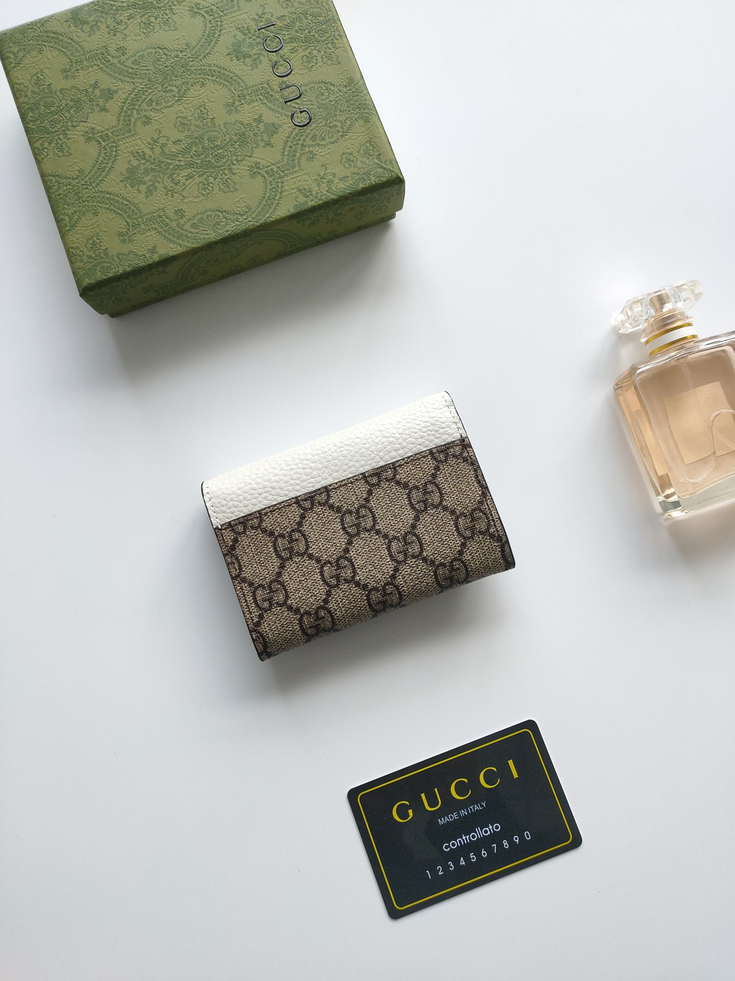 Pgucci 出新款 new 零钱包 卡包card bags 编号 