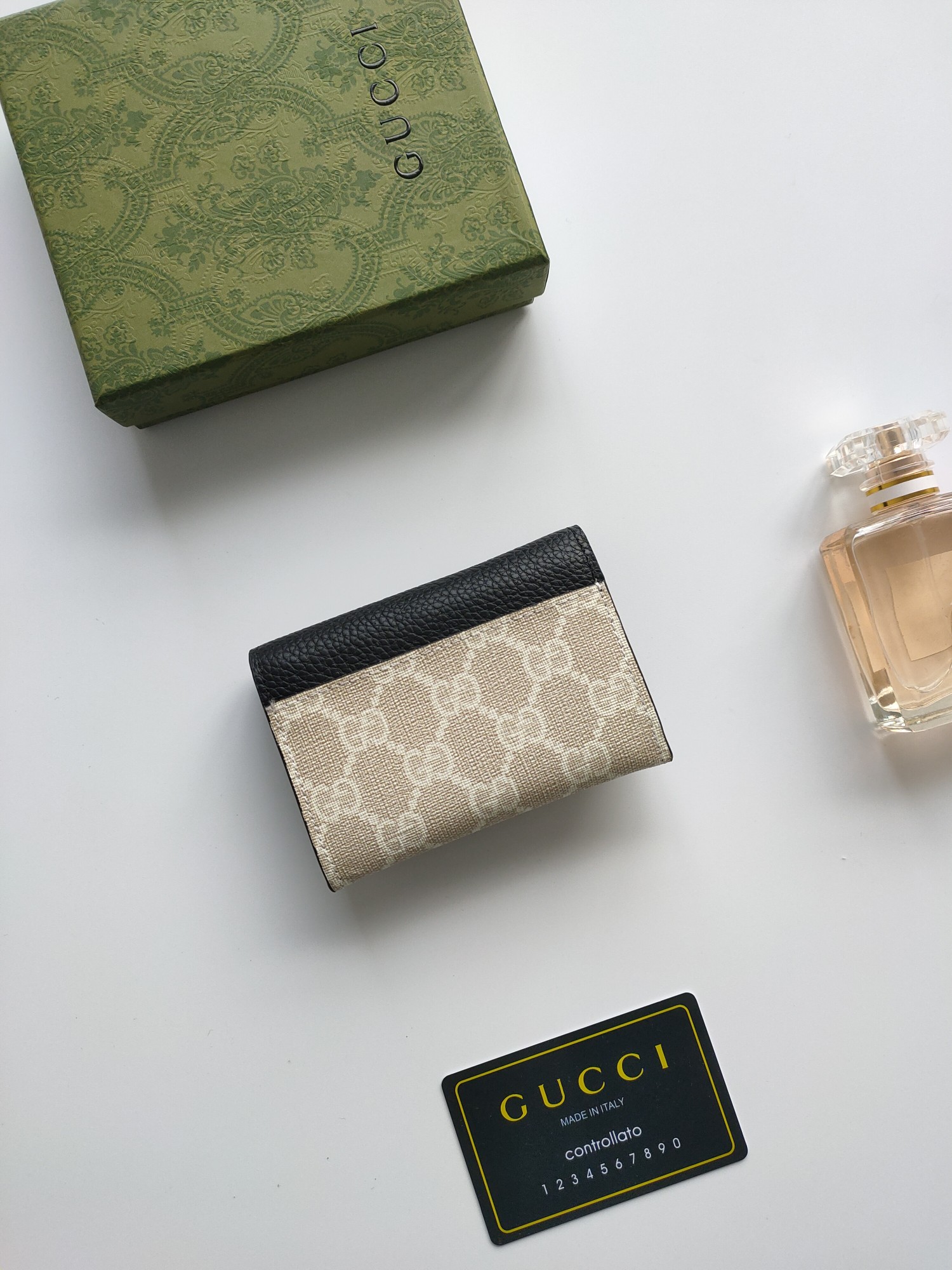Pgucci 出新款 new 零钱包 卡包card bags 编号 