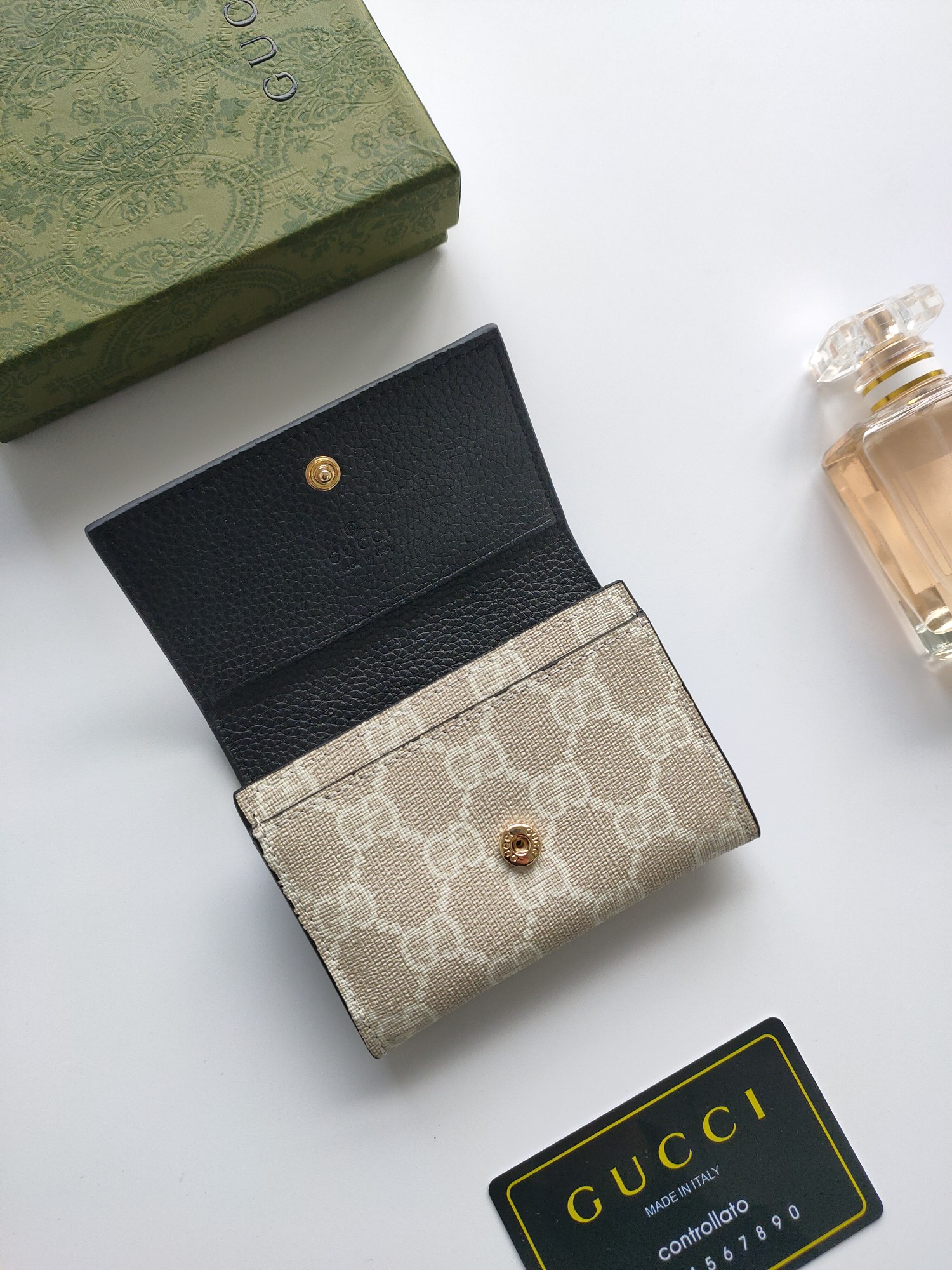 Pgucci 出新款 new 零钱包 卡包card bags 编号 
