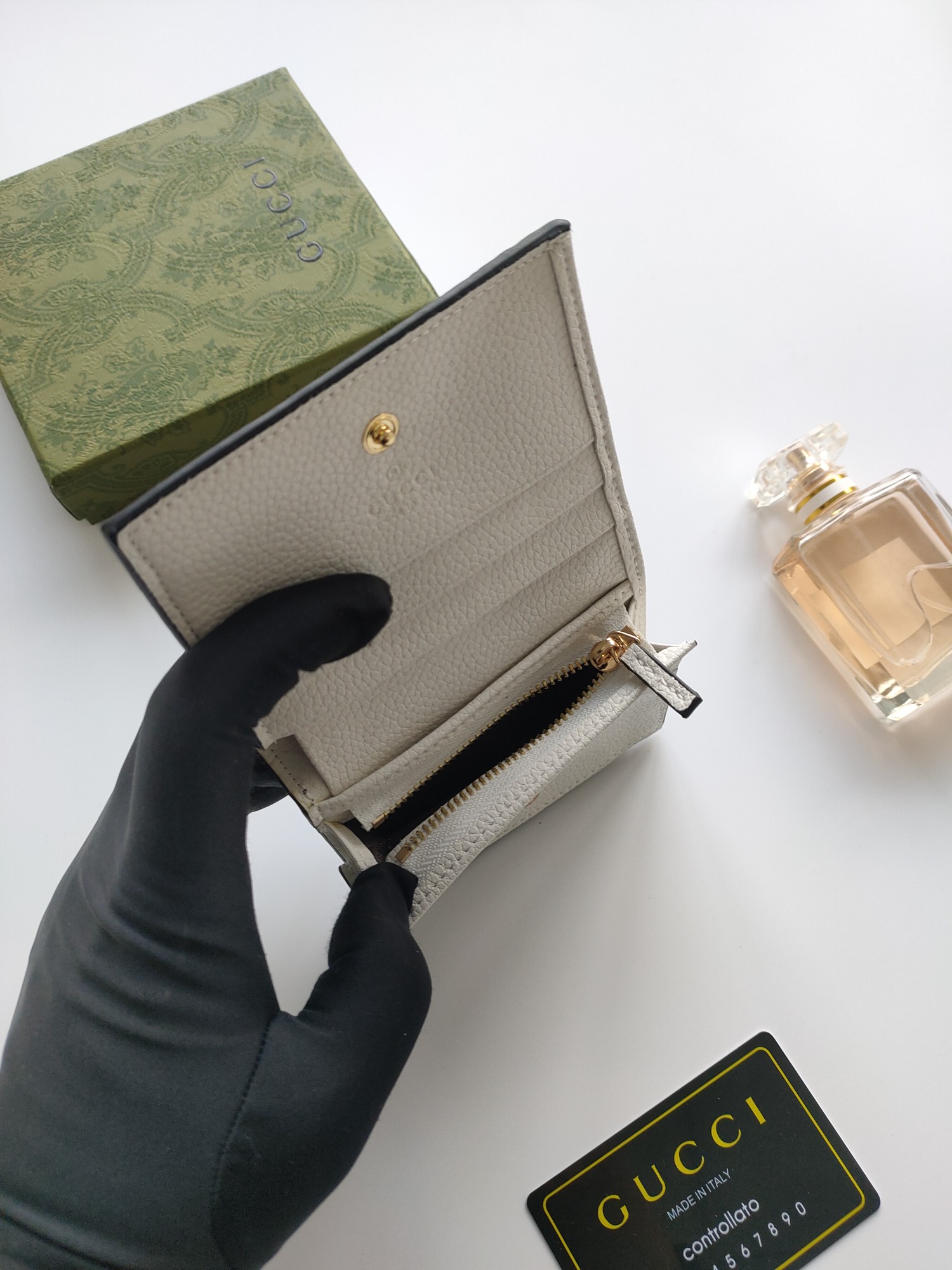 GG Marmontシリーズ エレガントな美包