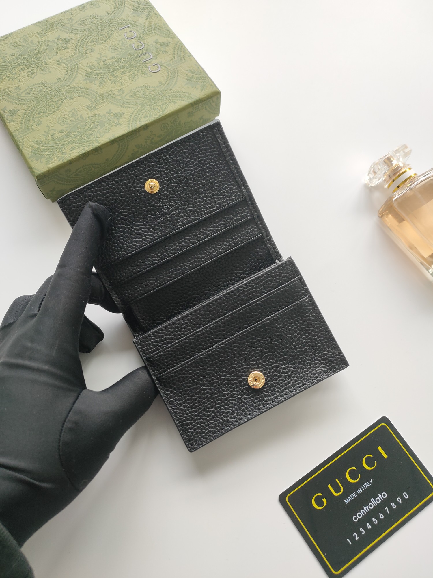 GG Marmont 美包 - 優雅で精巧なデザイン