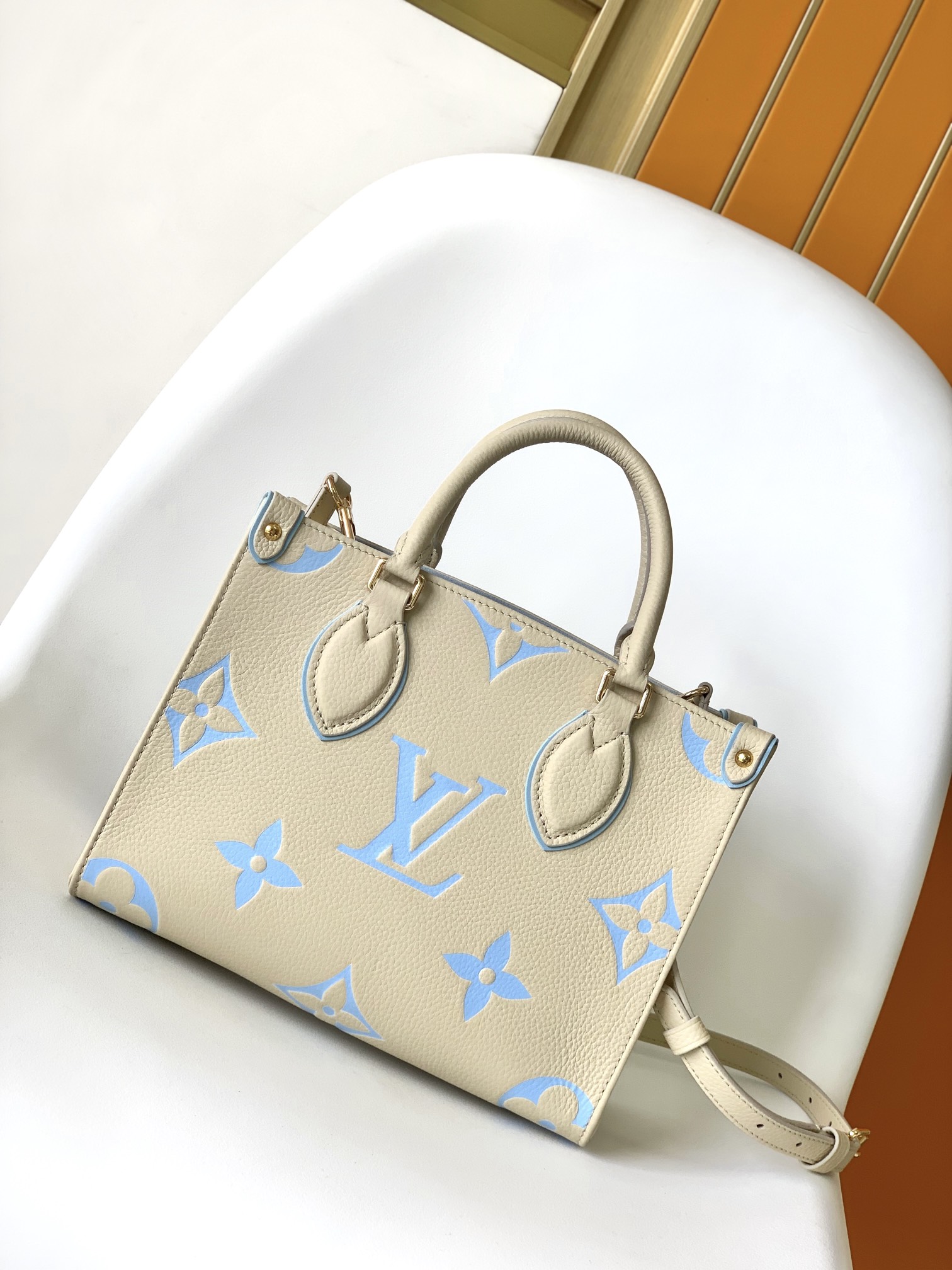 Louis Vuitton LV Onthego Tote Bags Apricot Color Beige Black Blue Red White Cowhide Mini M46833