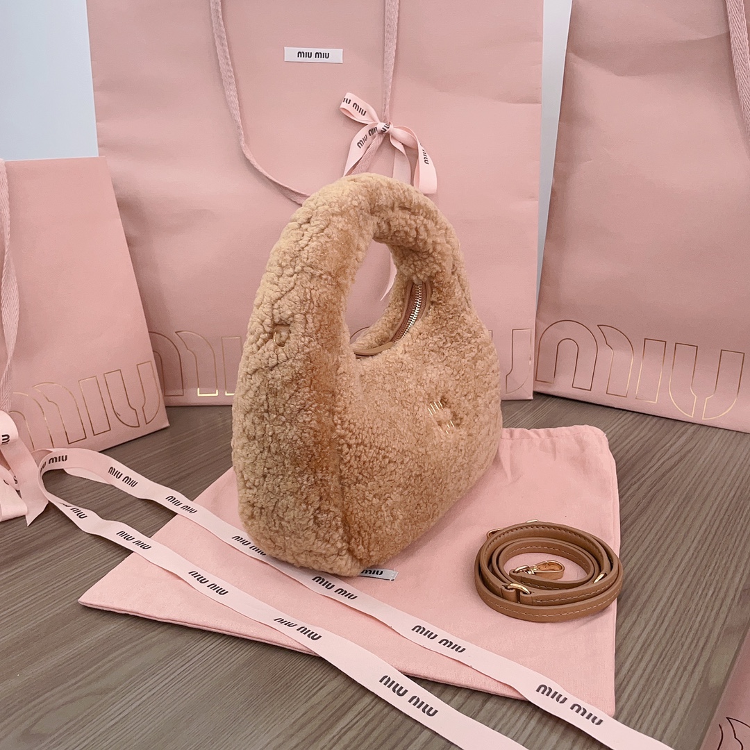 [Miu Miu Women