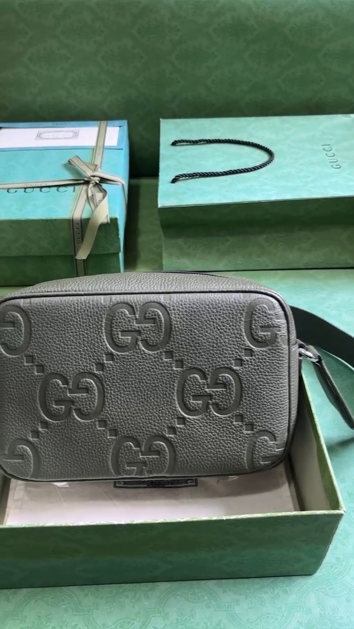 Gucci Messenger Bags Green