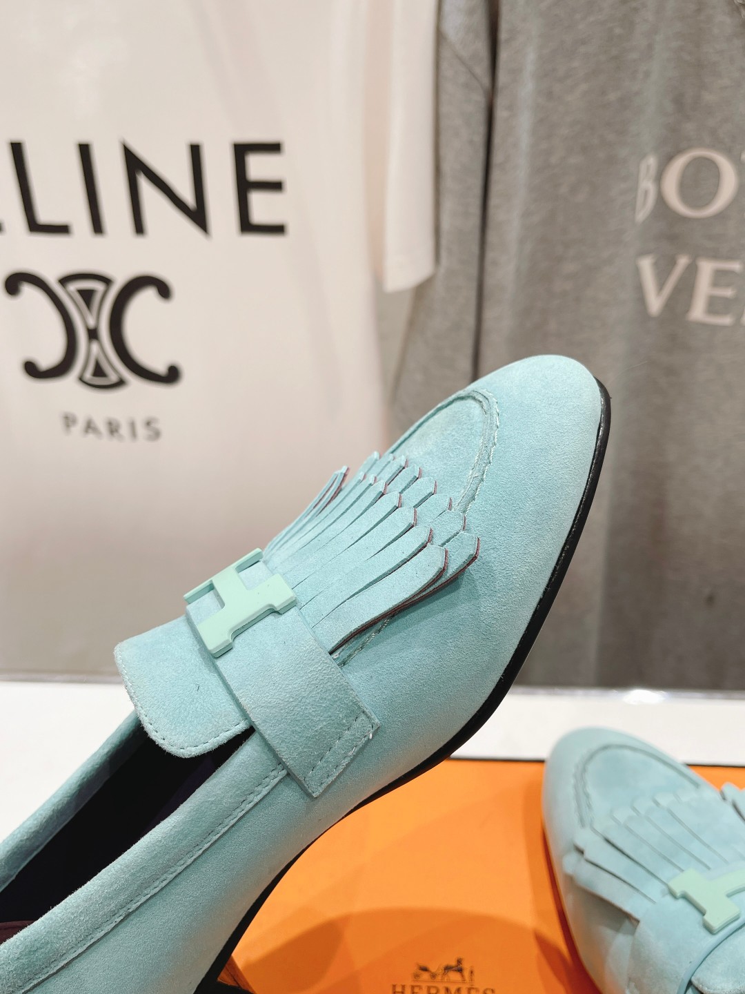 高版本出厂 🆕Herme…s fw24 new arrival～H家新款kelly扣乐福鞋鞋型很好看，见