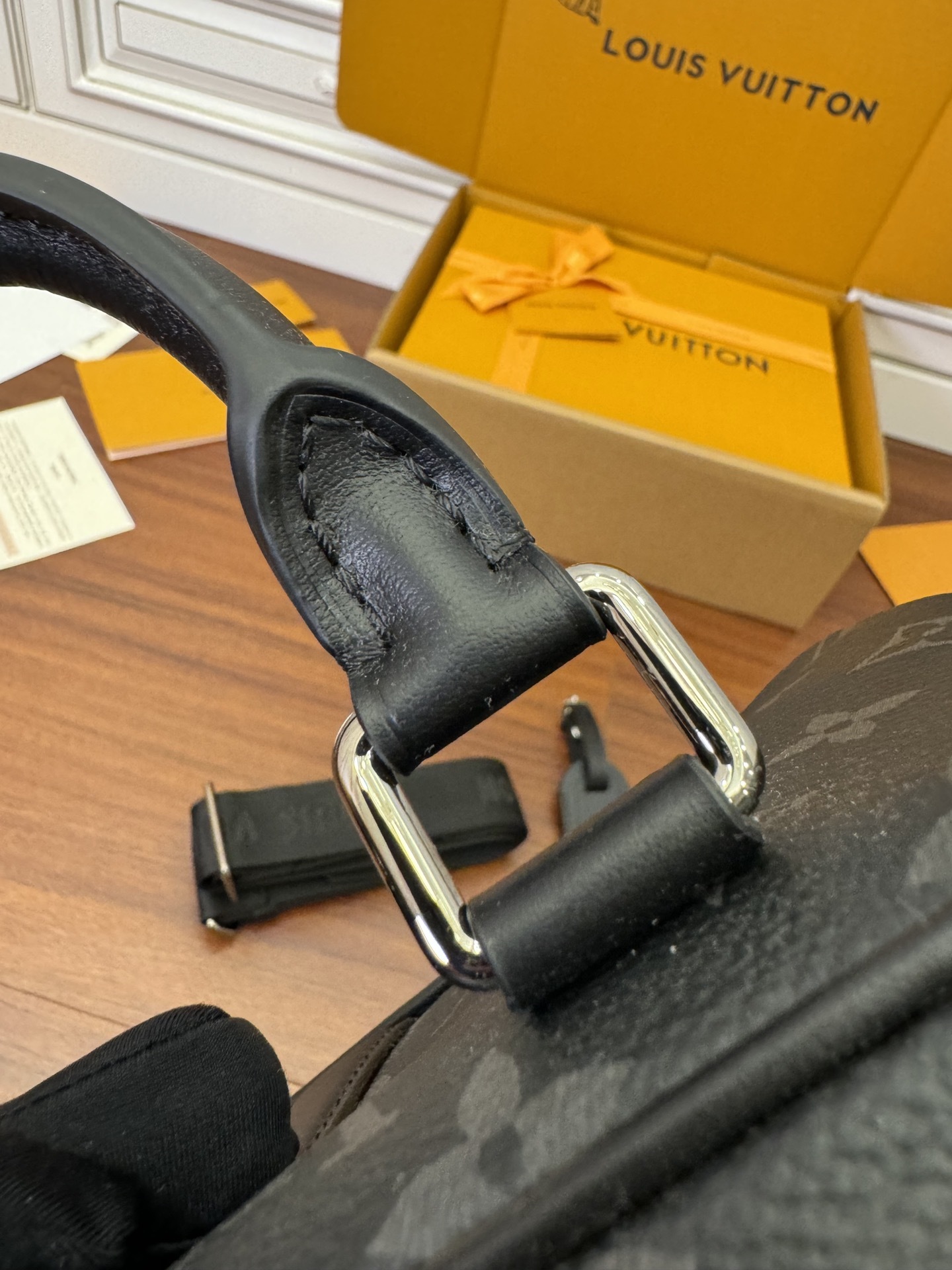 独家首发型号特正版M82770品质全面再次升级专柜同步电子芯片内码新礼盒礼品袋保护纸铜版电子标签合格证皮