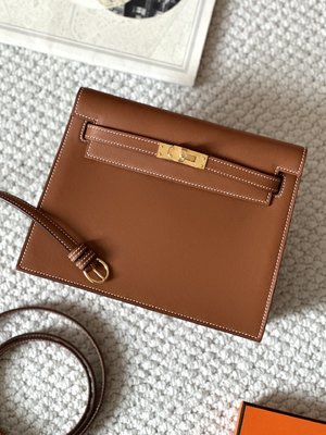 Hermes Kelly Handbags Crossbody & Shoulder Bags Brown Coffee Color Fall Collection