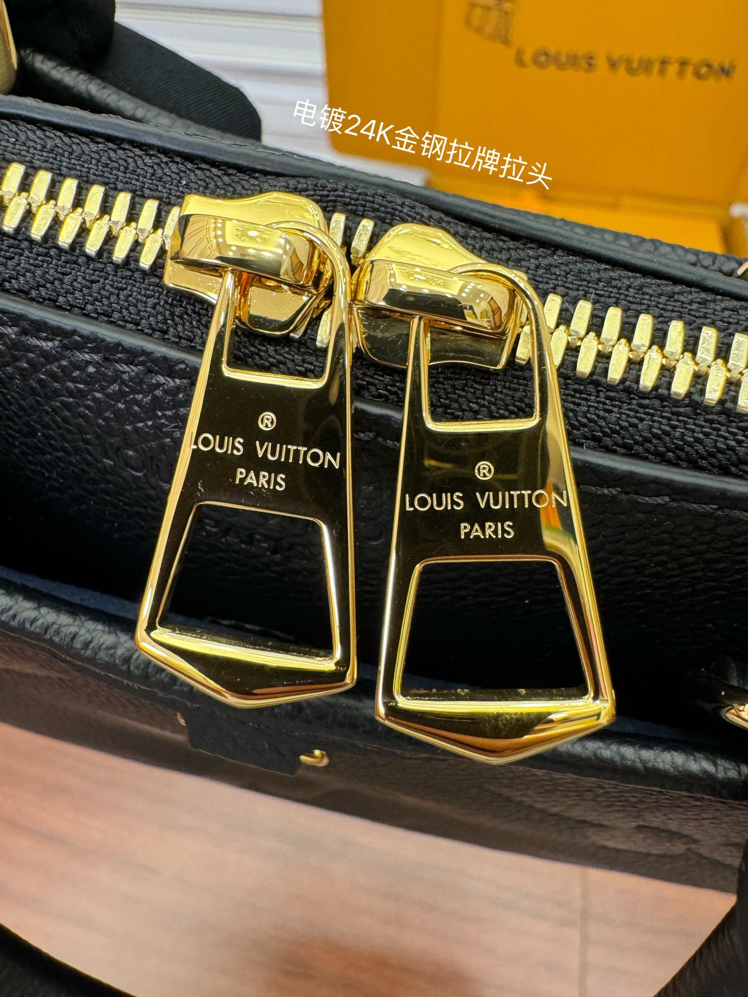 独家首发型号特正版M46488品质全面再次升级专柜同步电子芯片内码新礼盒礼品袋保护纸铜版电子标签合格证皮
