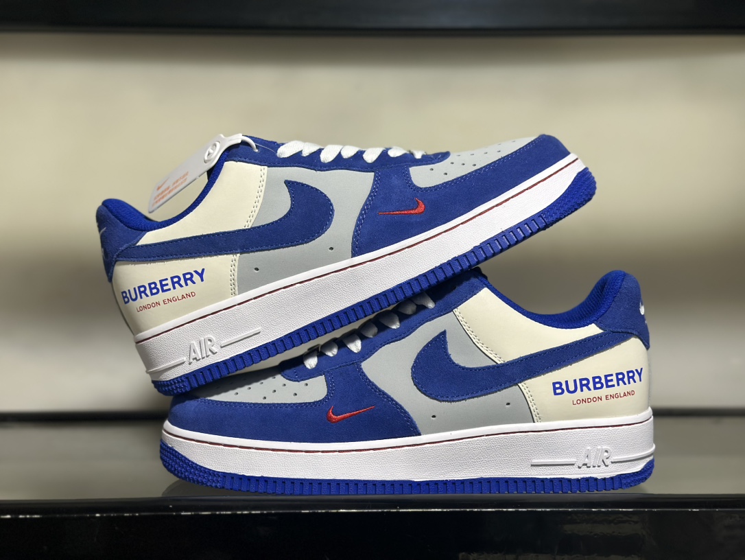 海外限量发售！公司级NIkeAirForce107Low“巴宝莉联名-极光蓝”空军一号低帮Burberr