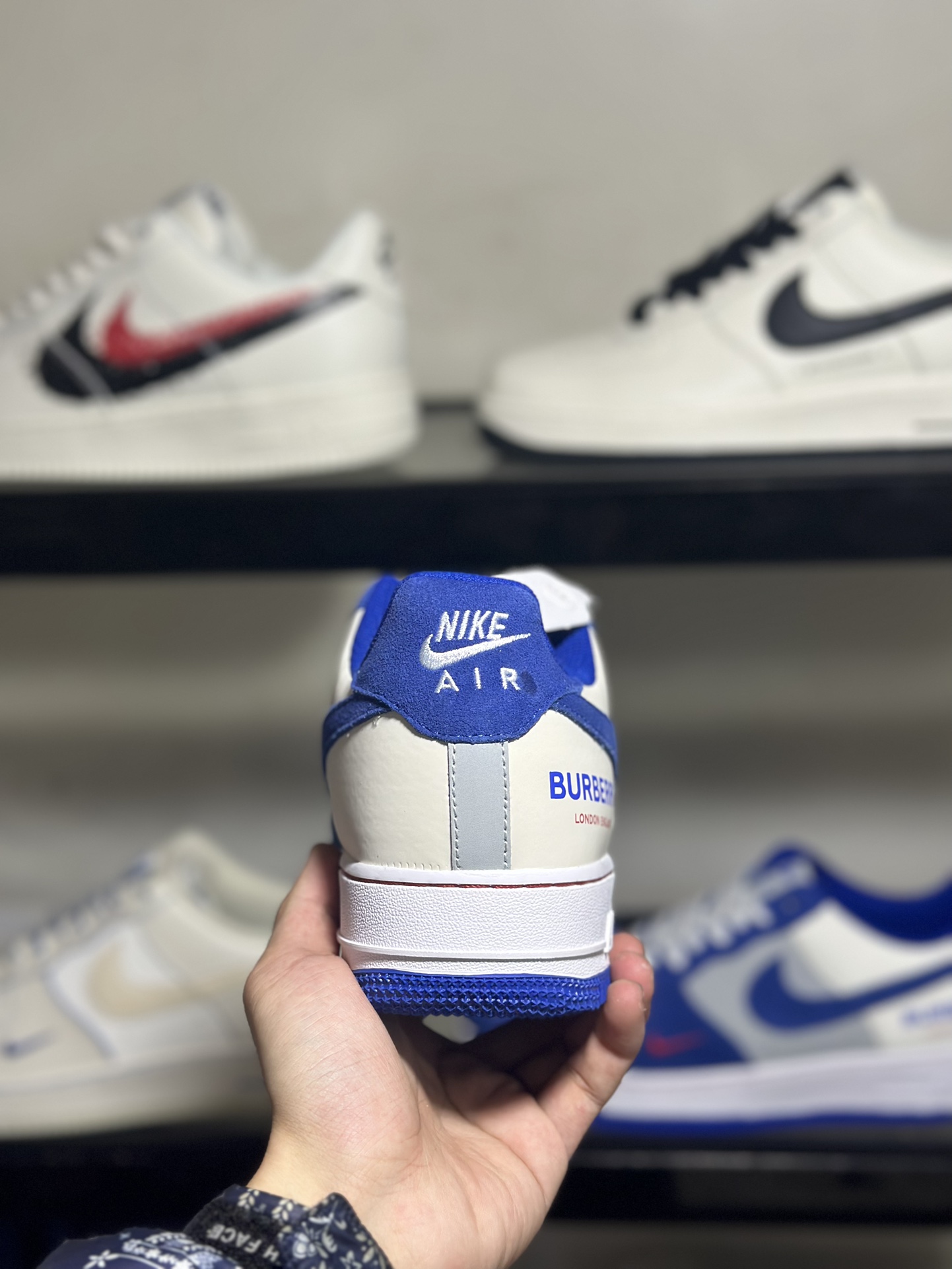 海外限量发售！公司级NIkeAirForce107Low“巴宝莉联名-极光蓝”空军一号低帮Burberr