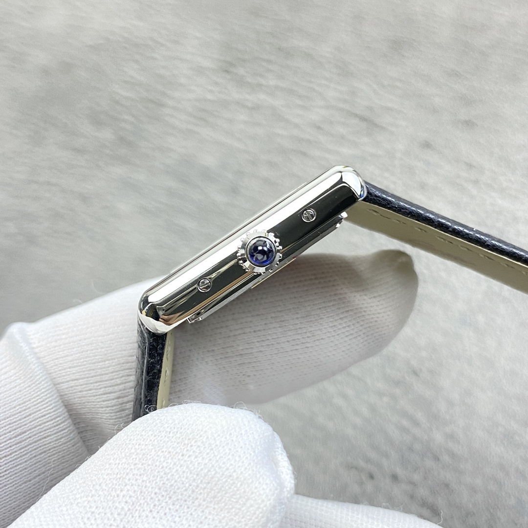 까르띠에 탱크 머스트 사파이어 글라스 스몰 미디움 레플리카 42734 Cartier 상세 이미지 5