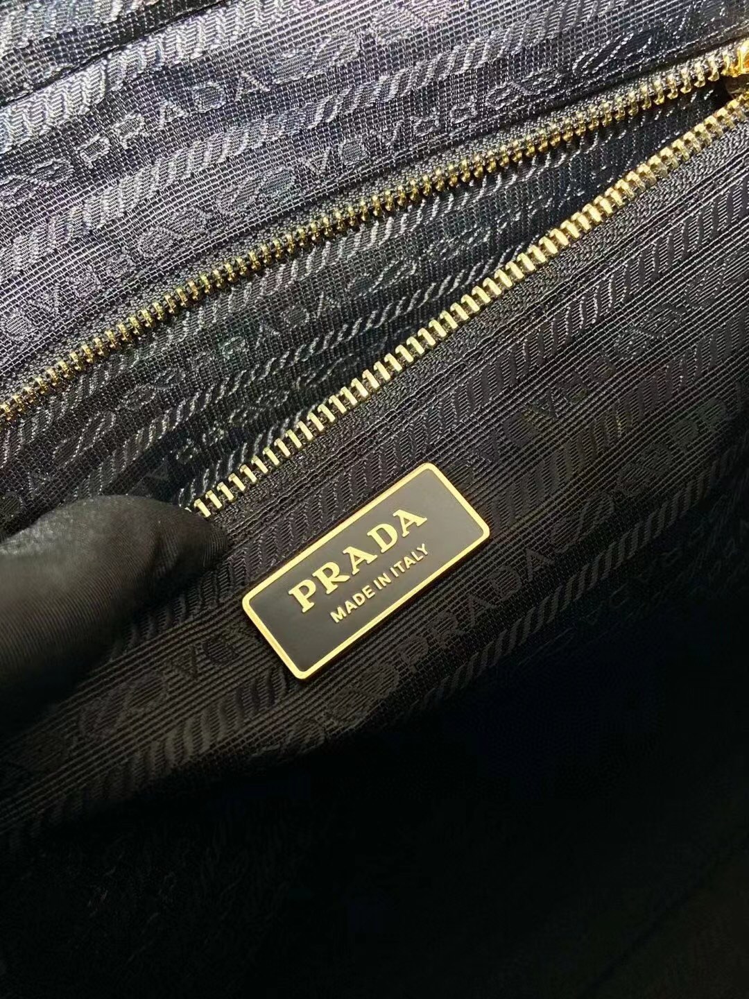 Prada bag 9