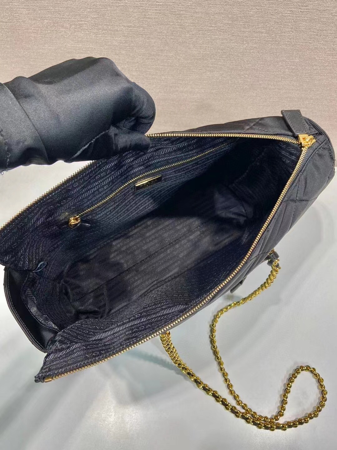 Prada bag 8