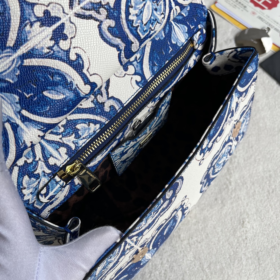 【Dolce & Gabbana 杜嘉班纳】牛皮印花 可斜挎/手提 带镜子 海外代购专用品 👜有范有气场💣全新包型 💋任