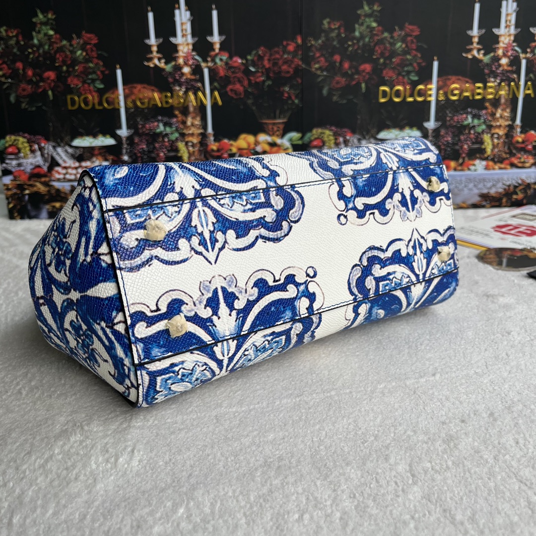 【Dolce & Gabbana 杜嘉班纳】牛皮印花 可斜挎/手提 带镜子 海外代购专用品 👜有范有气场💣全新包型 💋任