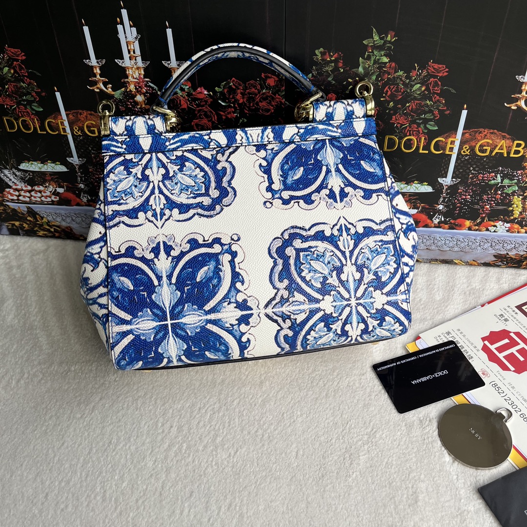 【Dolce & Gabbana 杜嘉班纳】牛皮印花 可斜挎/手提 带镜子 海外代购专用品 👜有范有气场💣全新包型 💋任