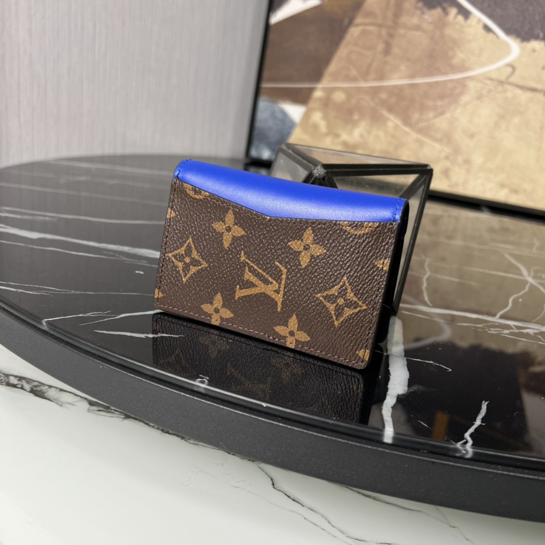 顶级原单M82956蓝色本款口袋钱夹取材MonogramMacassar涂层帆布为牛皮革饰边和齐整内里一
