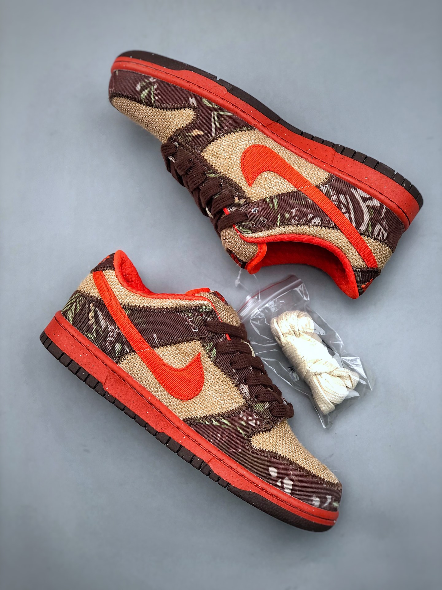 Nike SB Dunk Low 'Hunter Reese Forbes' Casual Sneakers - Brown, White & Orange 10 i1702919968 8349 8