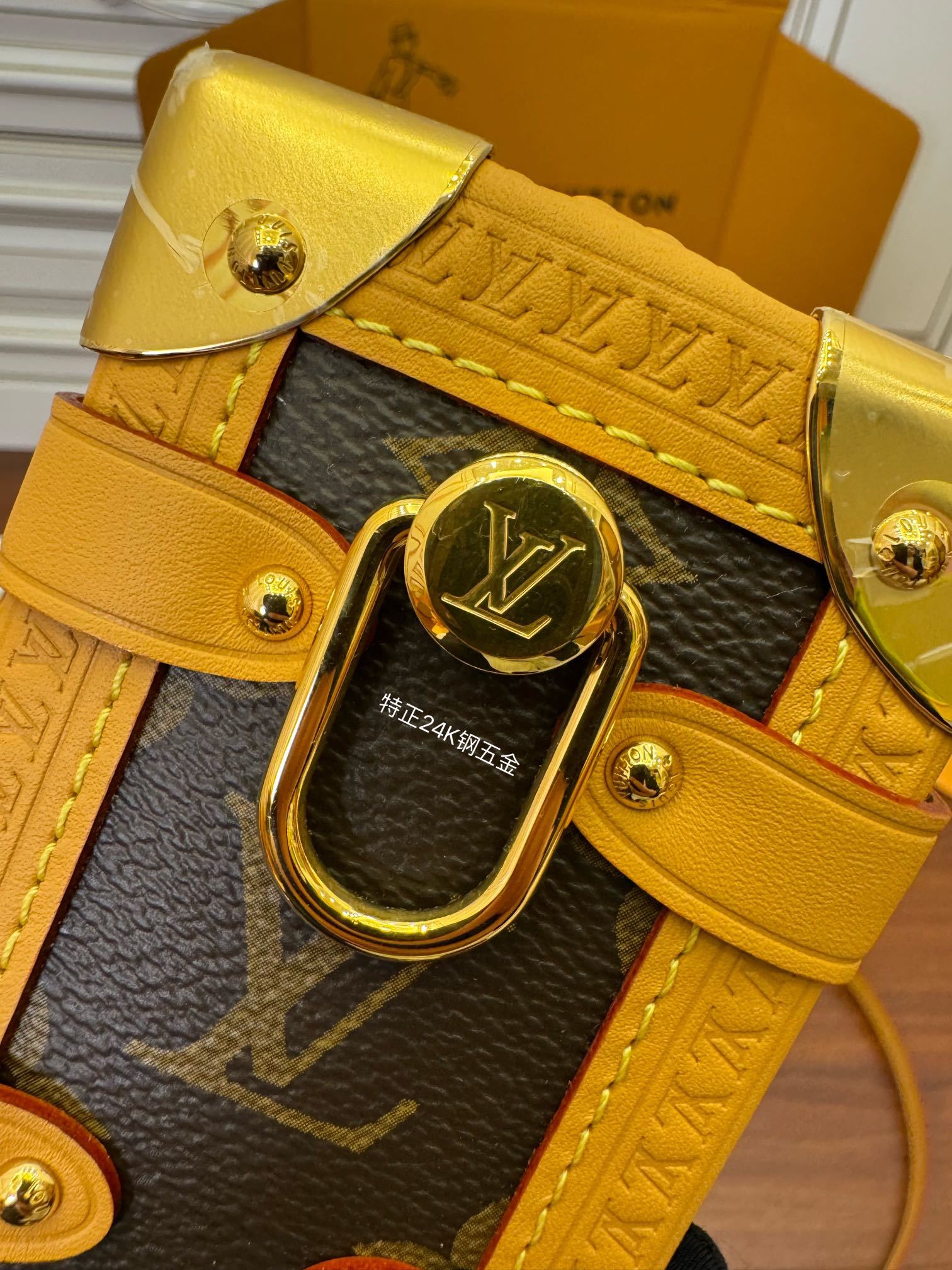 独家首发型号特正版M46815品质全面再次升级专柜同步电子芯片内码新礼盒礼品袋保护纸铜版电子标签合格证皮