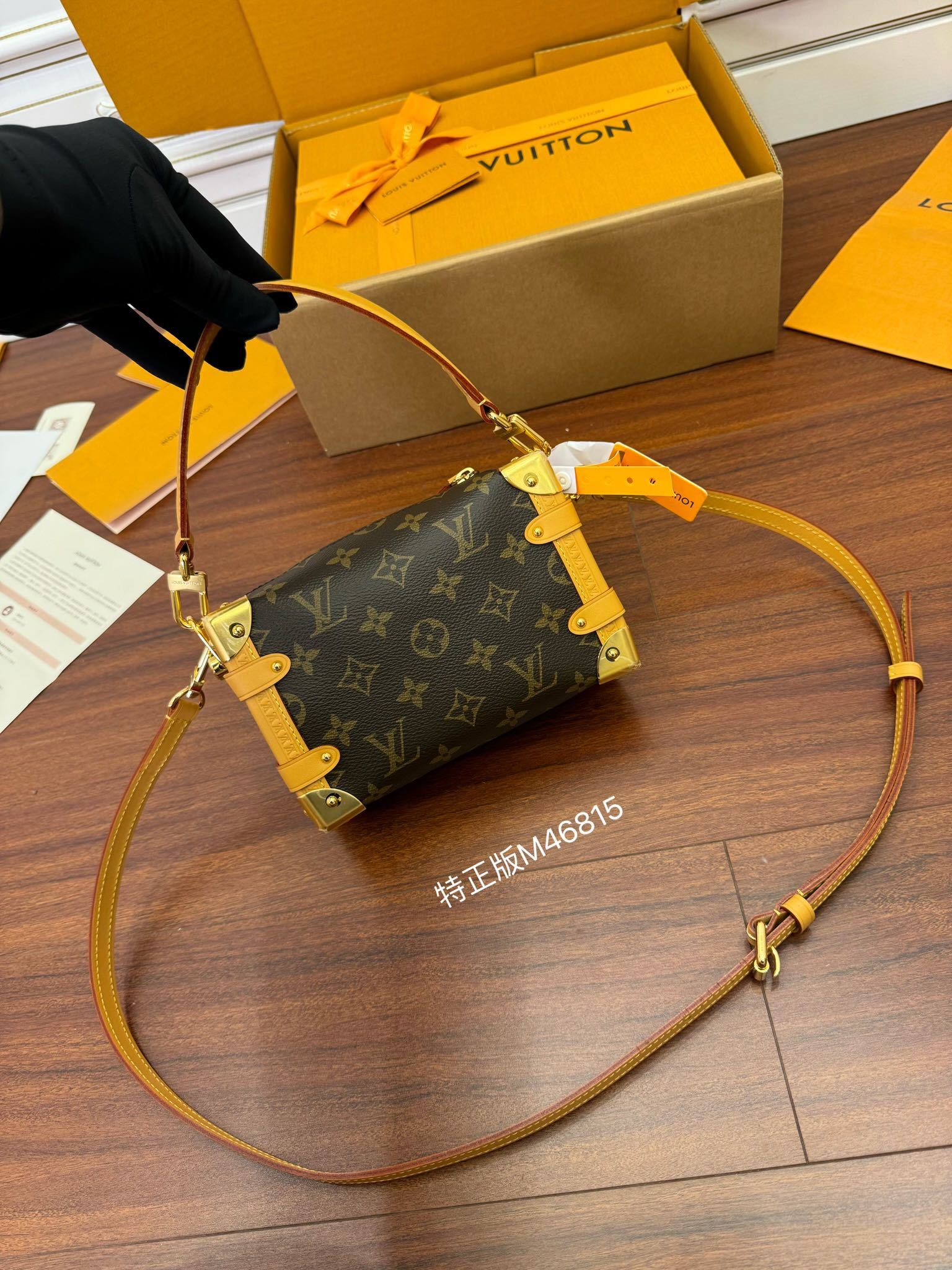 独家首发型号特正版M46815品质全面再次升级专柜同步电子芯片内码新礼盒礼品袋保护纸铜版电子标签合格证皮