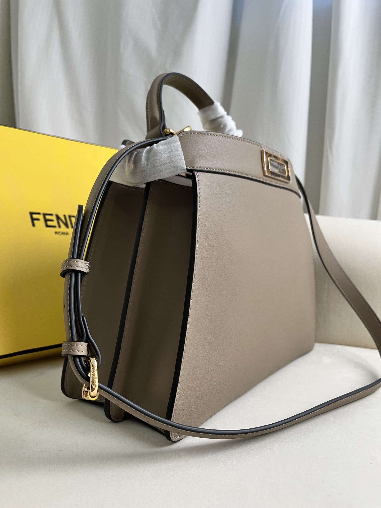 Fendi Peekaboo ISeeU Medium Leather Handbag, Dove Gray with Iconic Twist Lock 3 i1702970057 6610 1