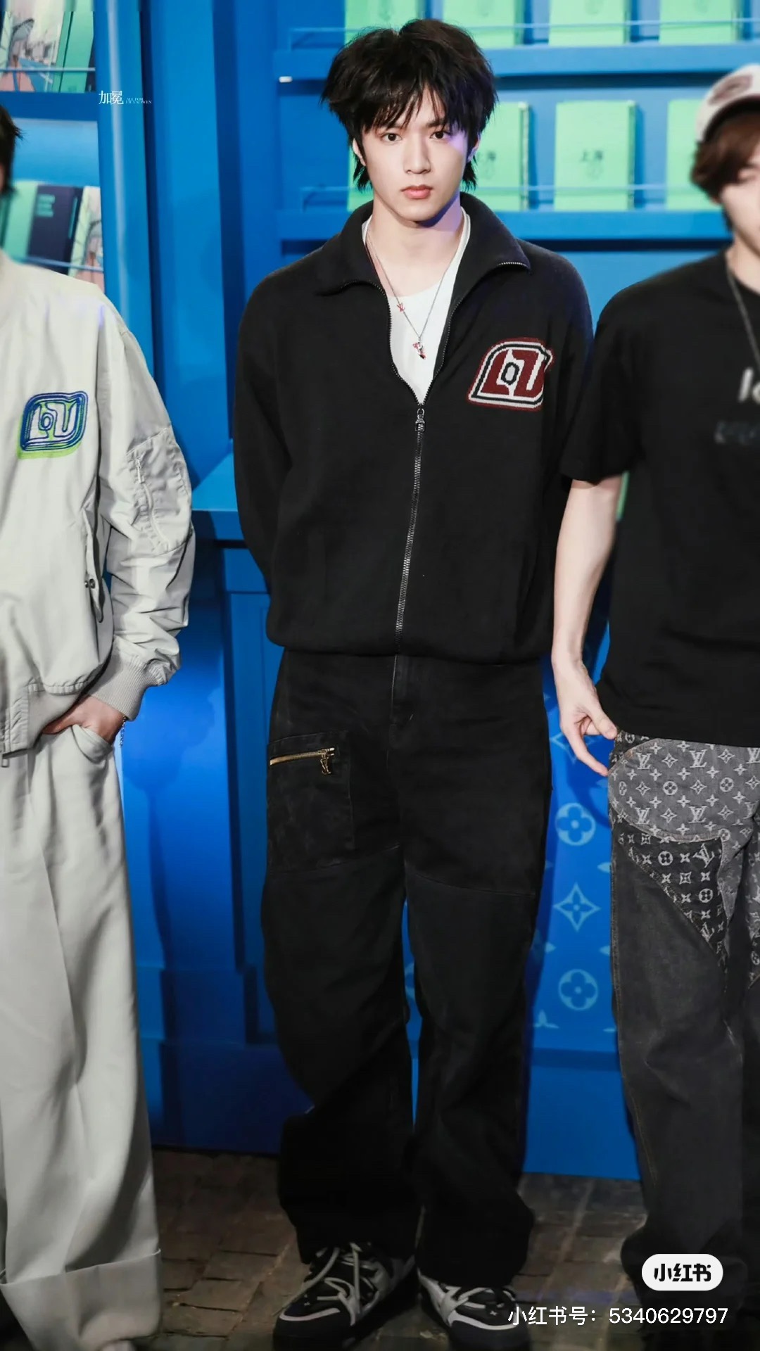 路易威登 Louis Vuitton 高定典藏名品高定成衣时装外套连衣裙衬衫T恤 #C82ADEFC 4