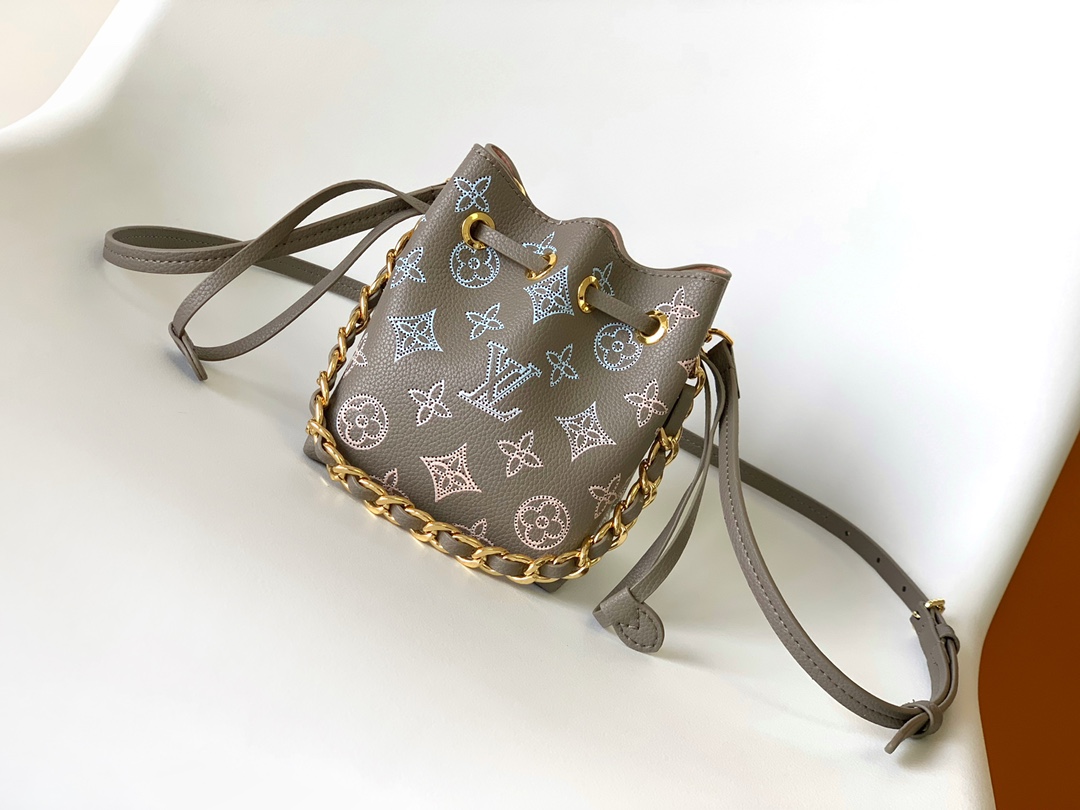 Louis Vuitton Luxury Bucket Bags Best Luxury Replica Cowhide Chains M82731