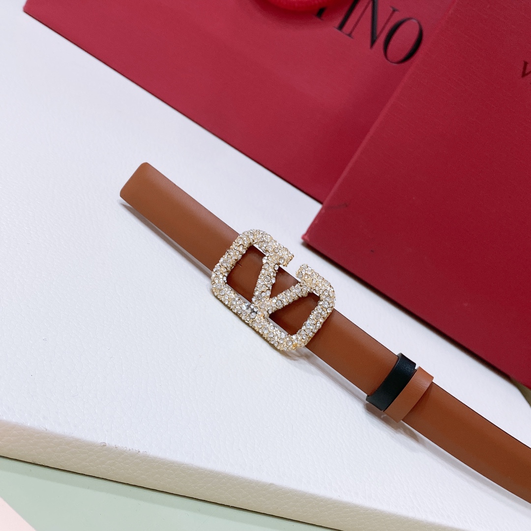 [Valentino Belts] Valentino VALENTINOGARAVANIVLOGOSIGNATURE can be worn on b