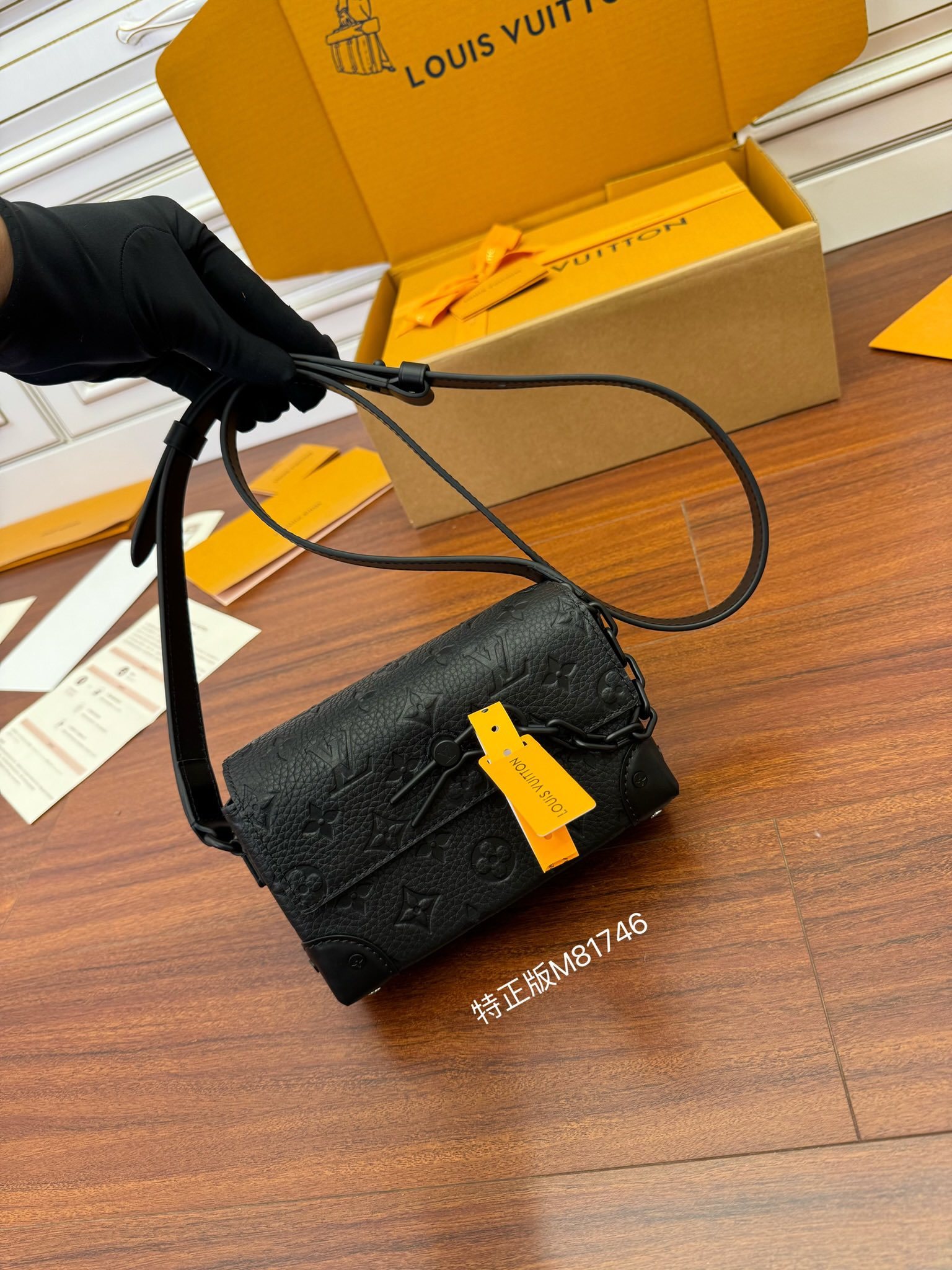 独家首发型号特正版M81746品质全面再次升级专柜同步电子芯片内码新礼盒礼品袋保护纸铜版电子标签合格证皮