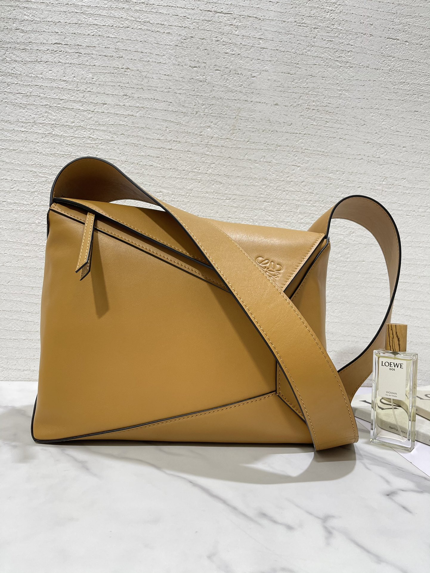 Where to find the Best Replicas
 Loewe Puzzle Crossbody & Shoulder Bags Men Calfskin Cowhide