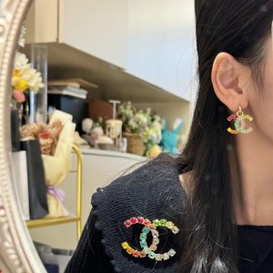 Chanel Jewelry Necklaces & Pendants Yellow