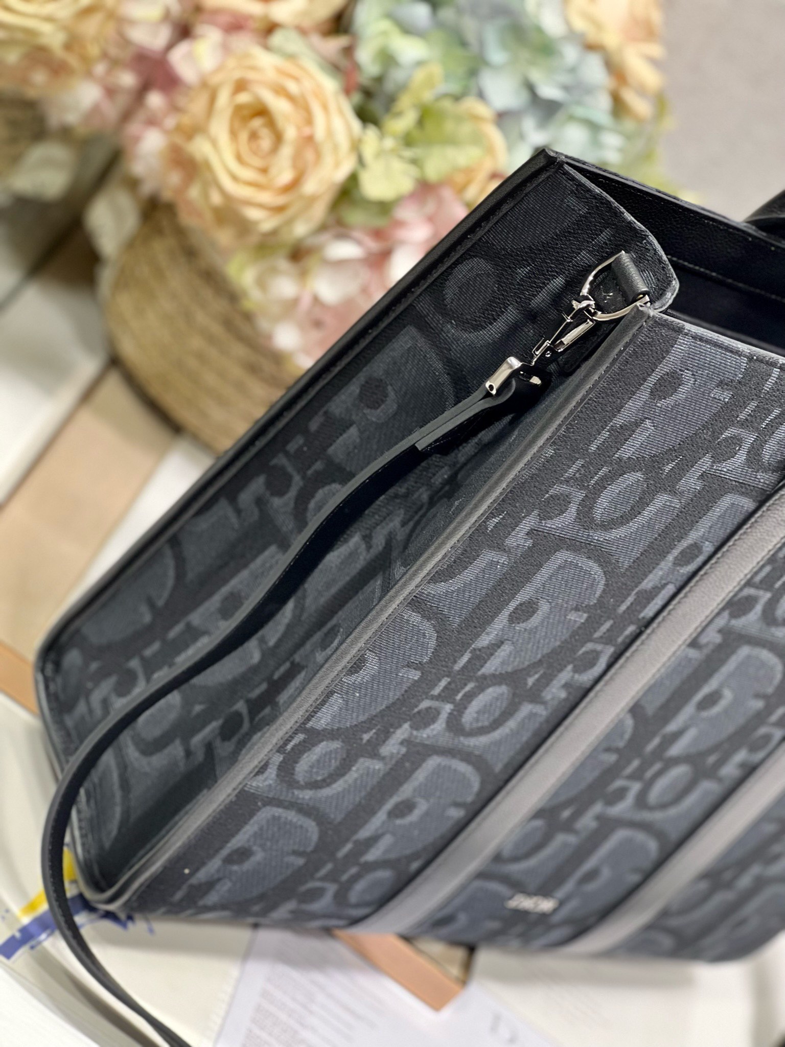 Dior🖤EAST-WEST 手袋「黑布 3