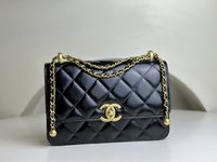 Luxury Fake
 Chanel Classic Flap Bag Crossbody & Shoulder Bags Chains