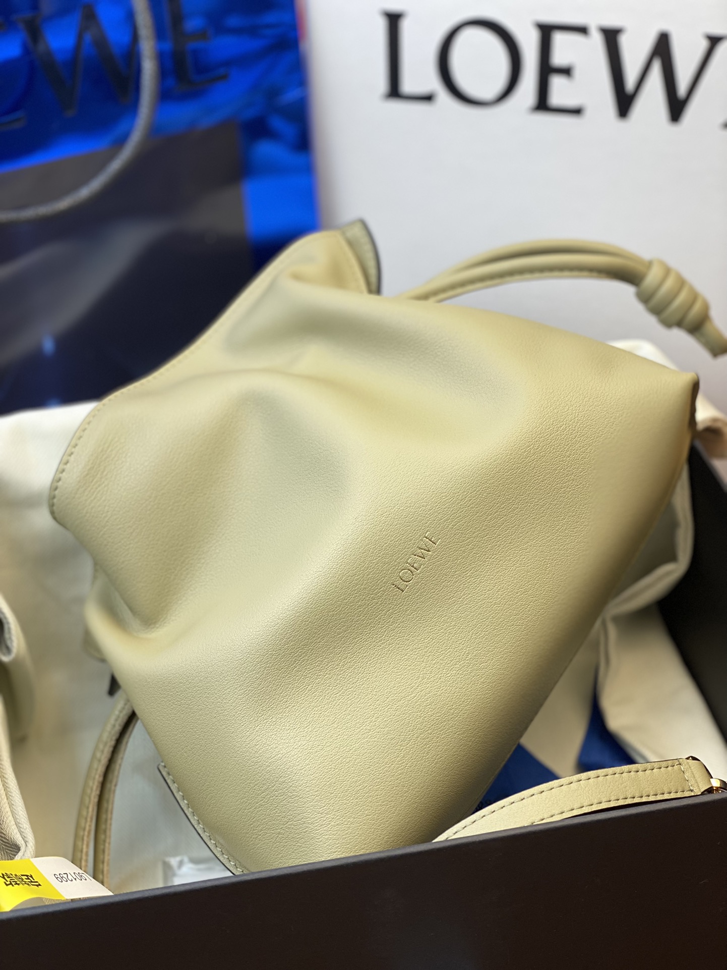 Delivery shot, original factory, Pfang bag, 1540