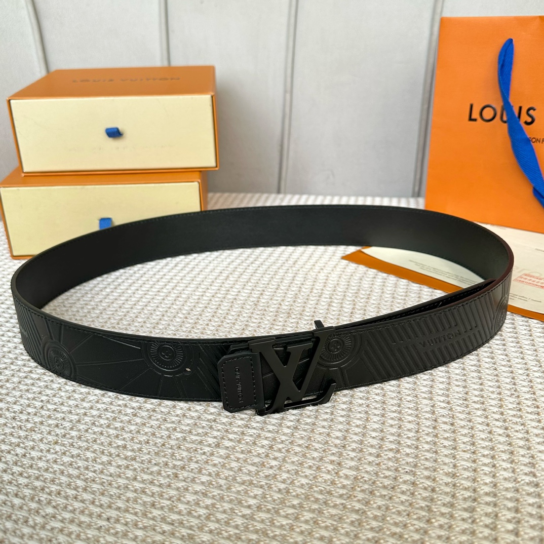 Louis Vuitton Belts Calfskin Cowhide